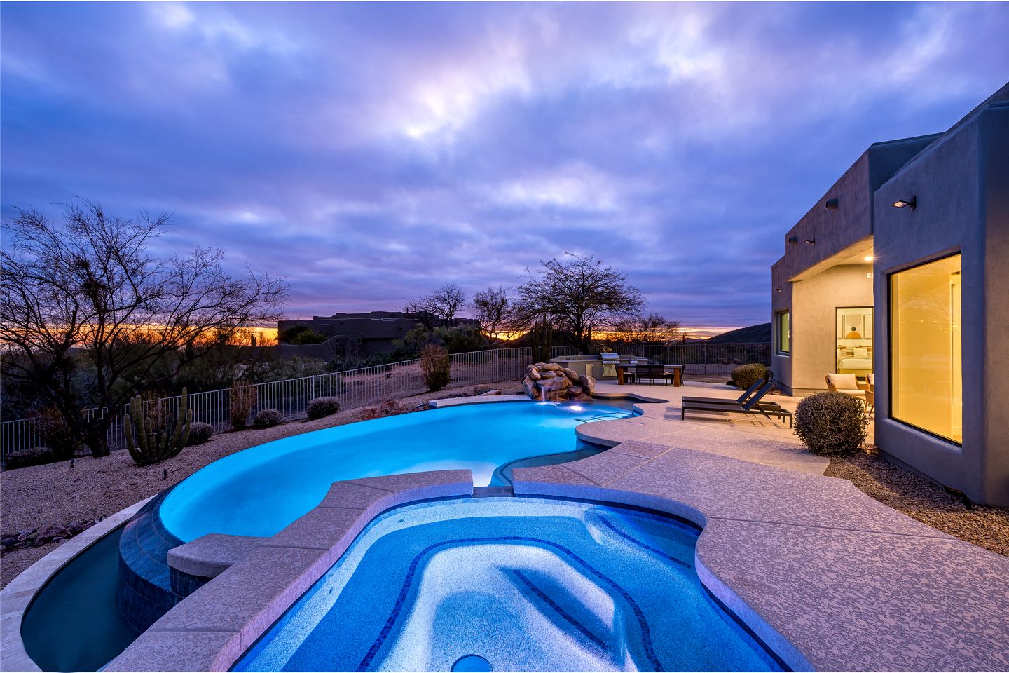 Impressive Rental with Incredible Modern Interior in Arizona