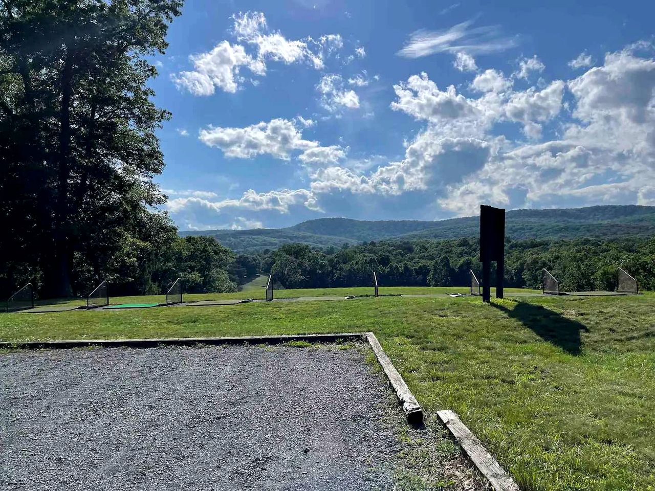 Stunning Secluded Cabin with All Resort Amenities in Hedgesville, West Virginia