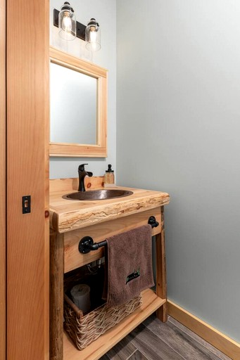 Cabins (United States of America, Conway, New Hampshire)