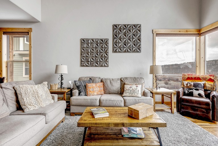 Cabins (United States of America, Fraser, Colorado)