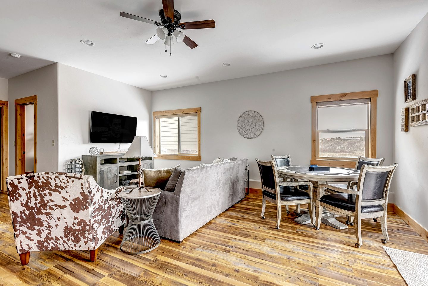 Modern Mountain Cabin with Hot-Tub in Fraser, Colotado