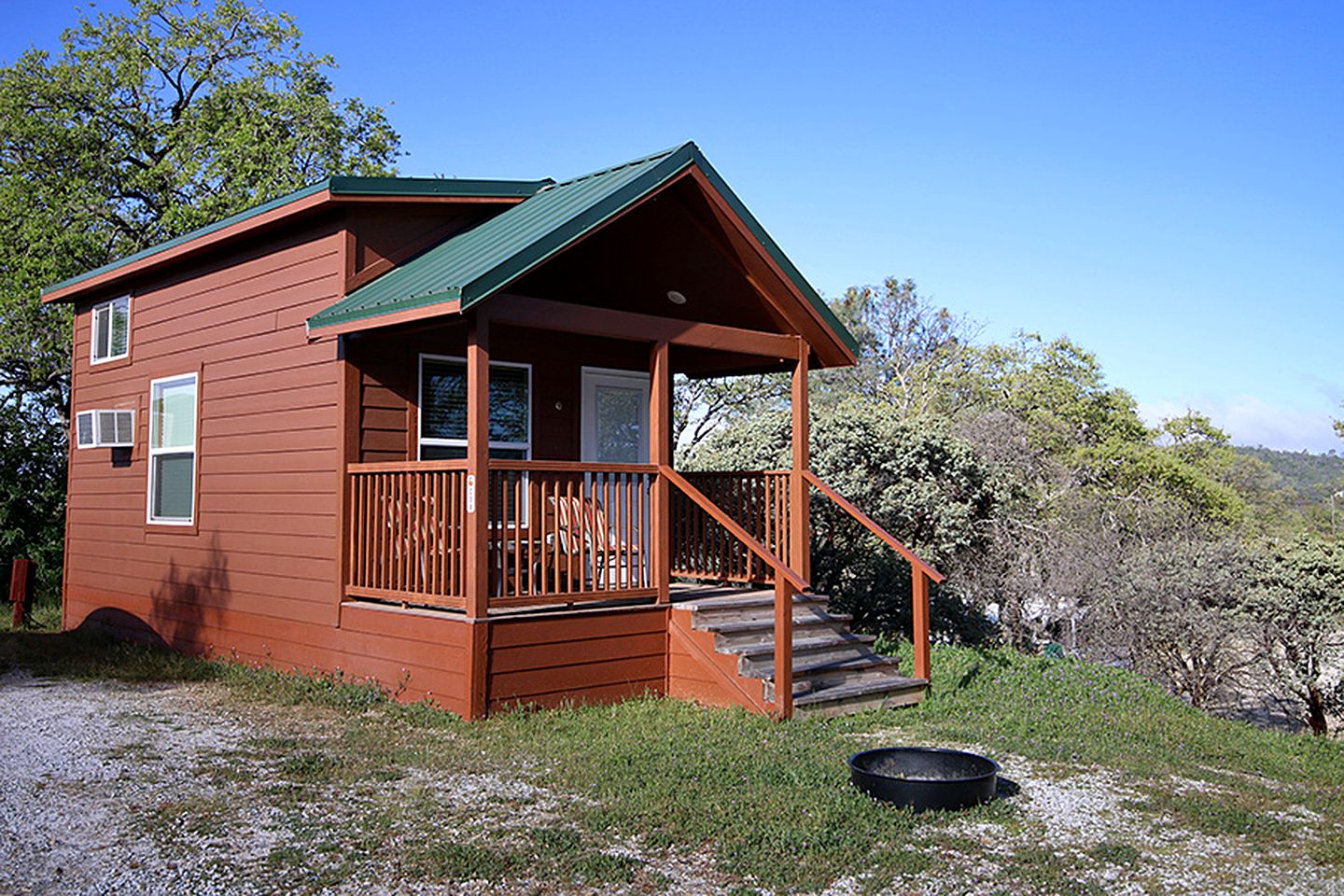 Adorable Cabin Rental on a Family-Friendly Campsite near the Sierra Nevada for a California Getaway