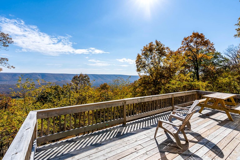 Cabins (United States of America, Great Cacapon, West Virginia)