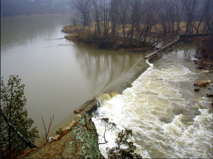 Cabins (United States of America, Great Cacapon, West Virginia)