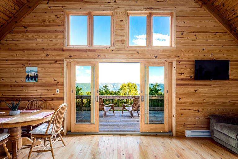 Cabins (United States of America, Great Cacapon, West Virginia)