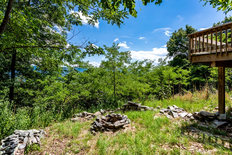 Cabins (United States of America, Great Cacapon, West Virginia)