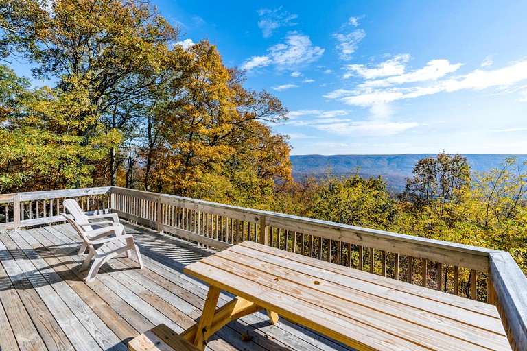 Cabins (United States of America, Great Cacapon, West Virginia)