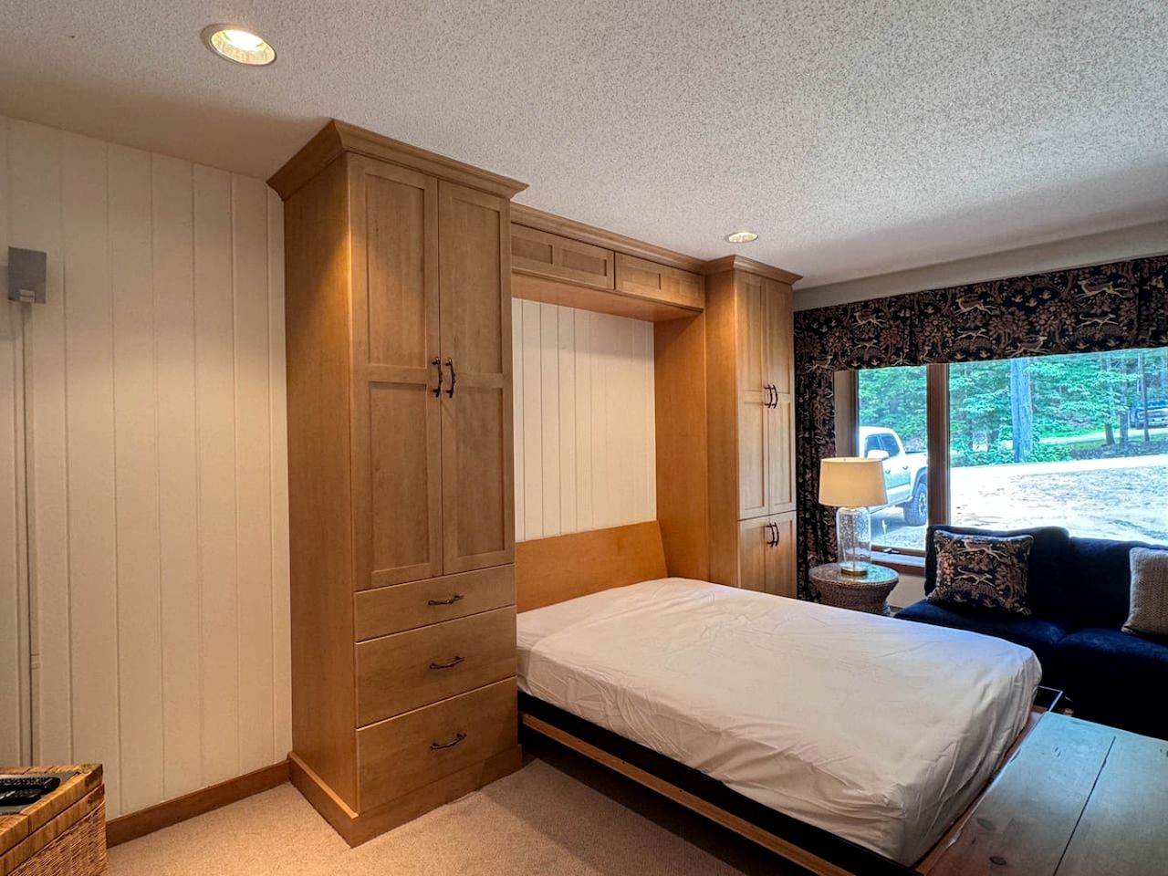 Mountainside Cabin Perfect for Winter Sports New Hampshire