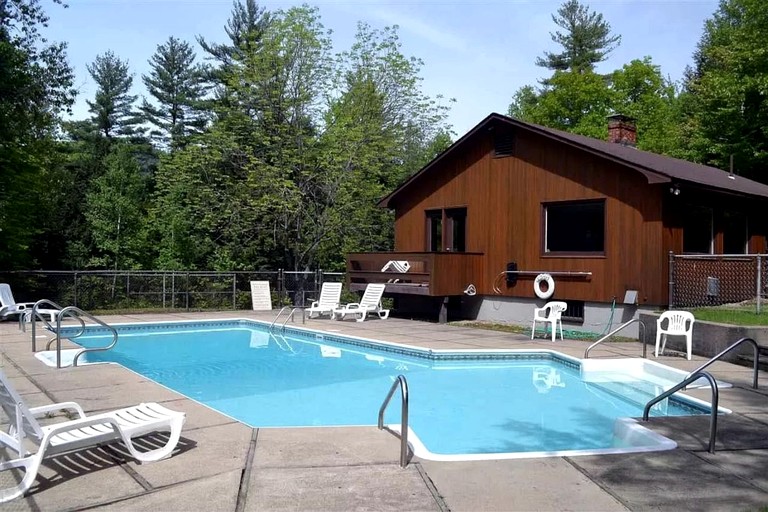 Cabins (United States of America, Bartlett, New Hampshire)