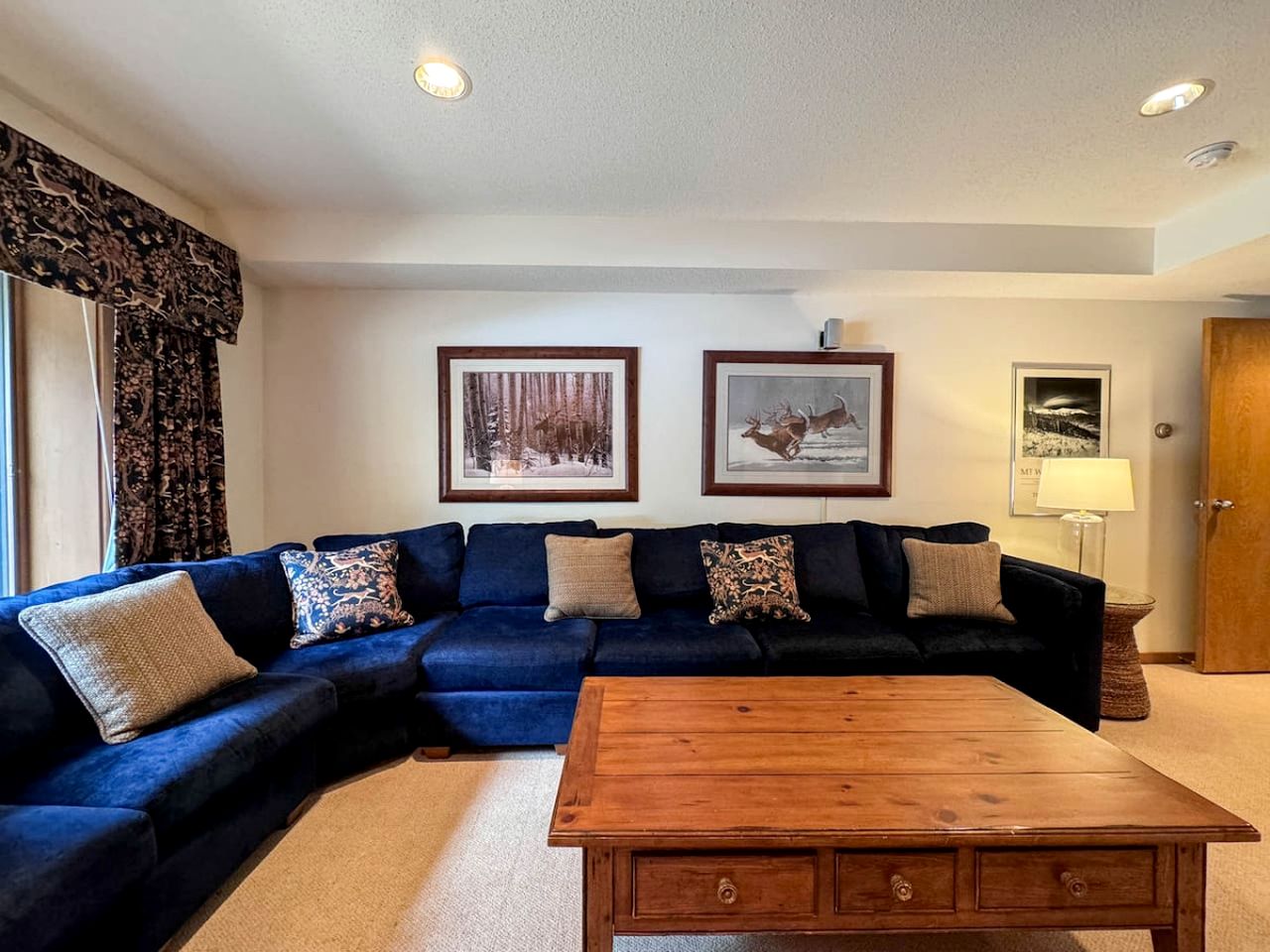 Mountainside Cabin Perfect for Winter Sports New Hampshire