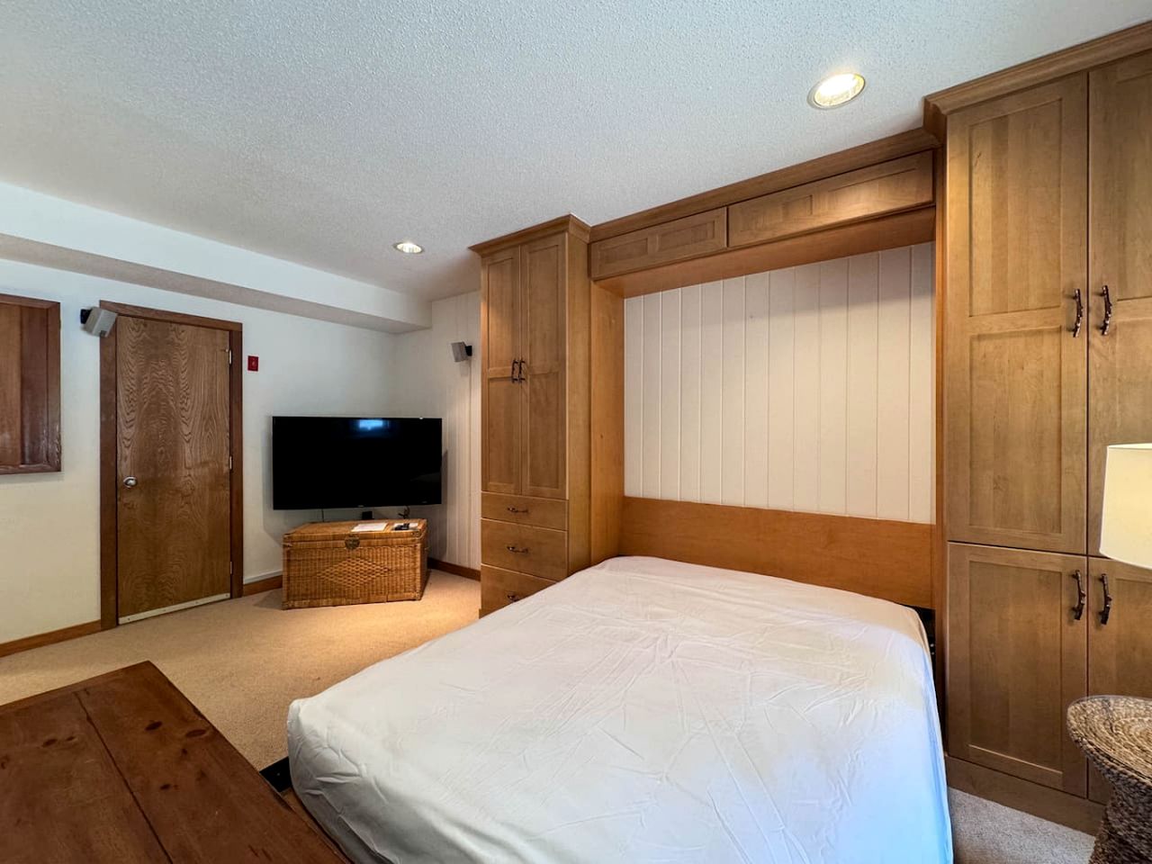 Mountainside Cabin Perfect for Winter Sports New Hampshire