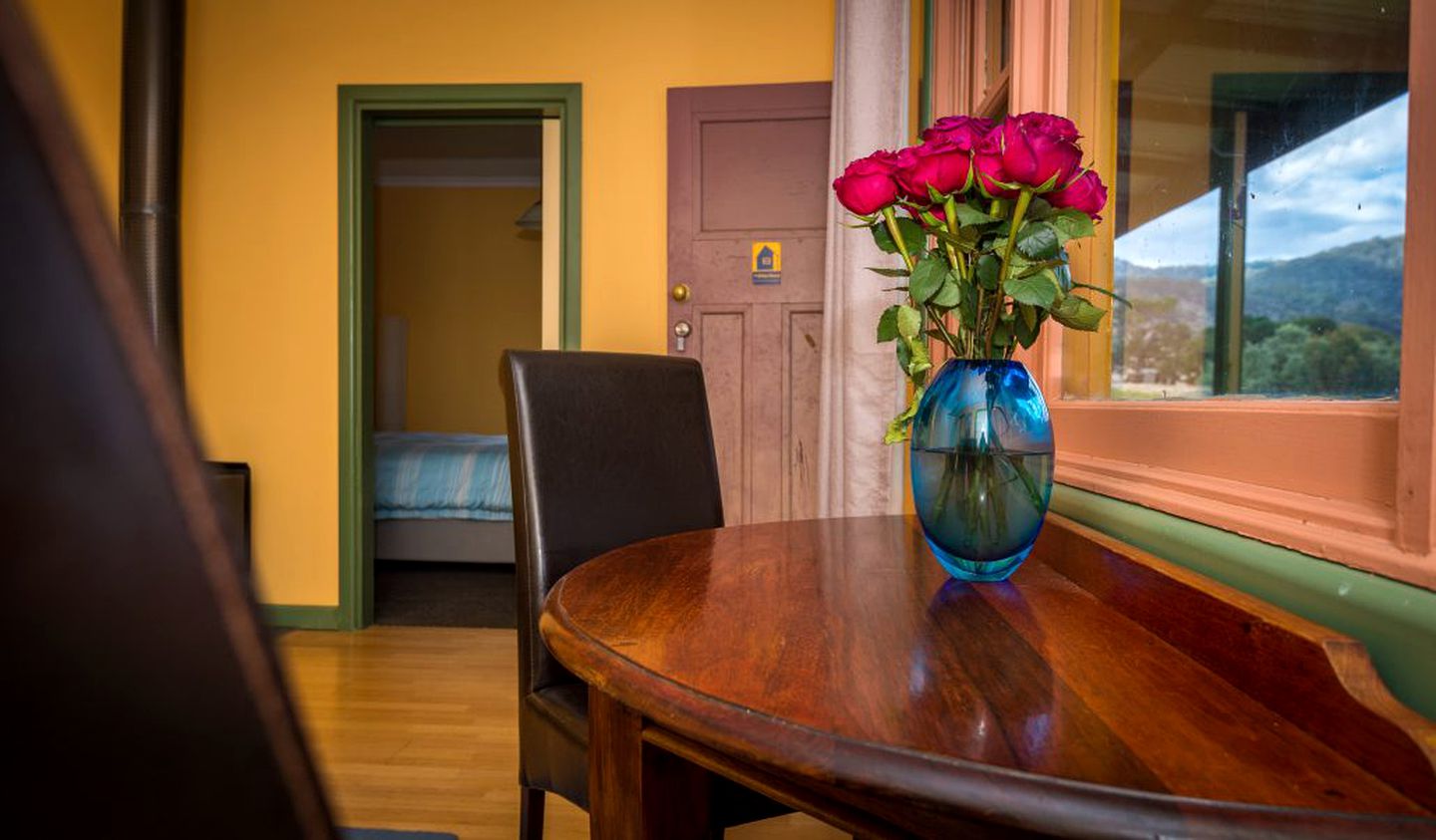 Mountainside Cabin Rental Nestled in a Vineyard near Ararat, Victoria