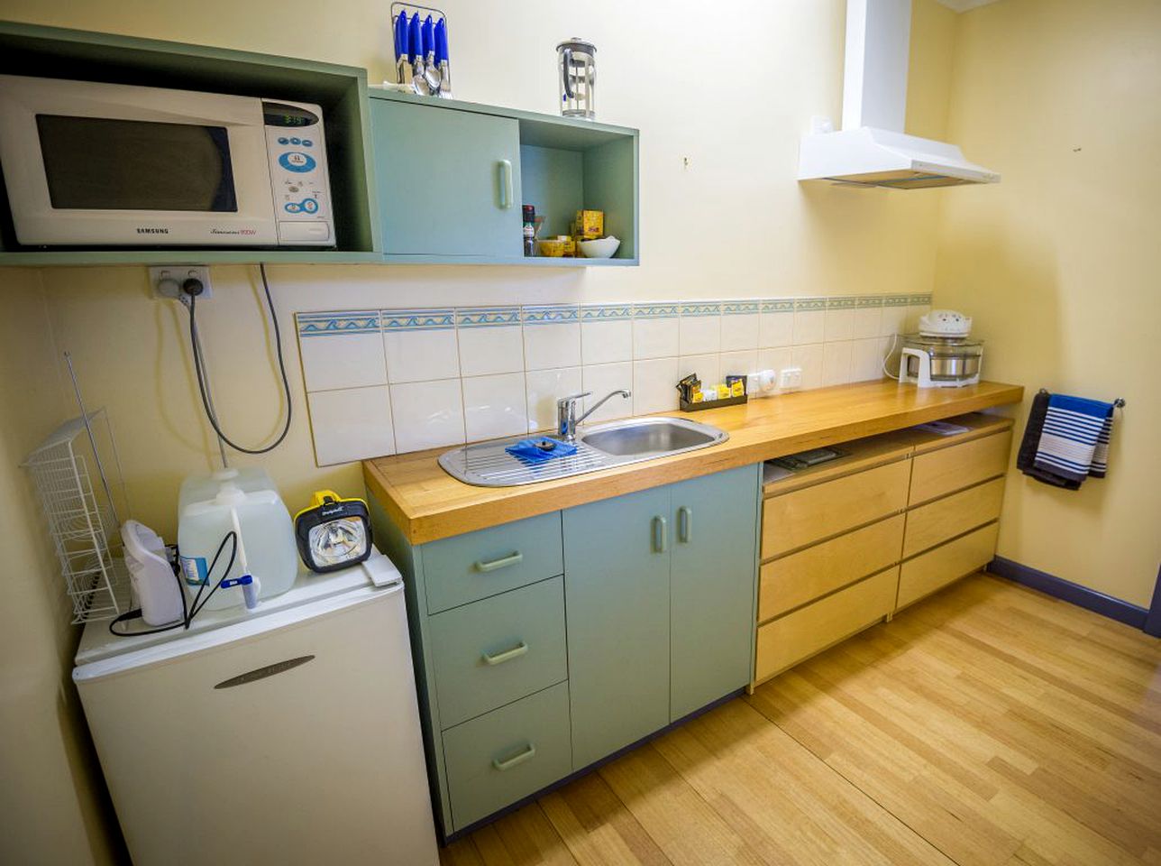 Mountainside Cabin Rental Nestled in a Vineyard near Ararat, Victoria