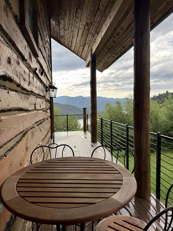Mountain Cabin with Lake Views and Hot Tub Near Palisades Reservoir, Idaho