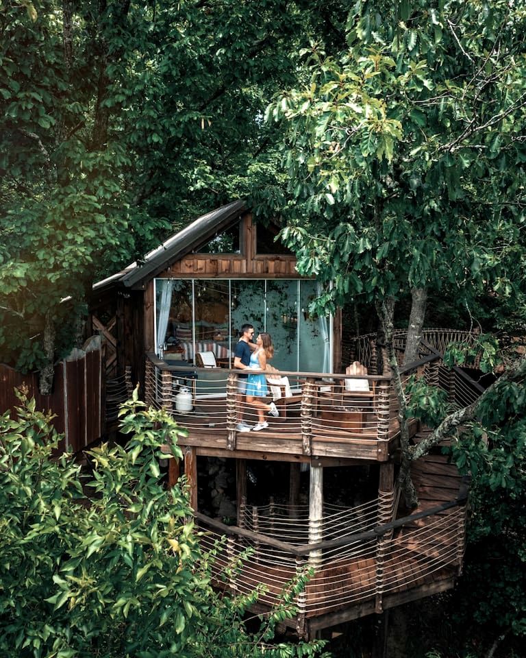 Mountaintop Tree House Retreat With Scenic Views Close to Chattanooga and Tennessee Valley, Georgia
