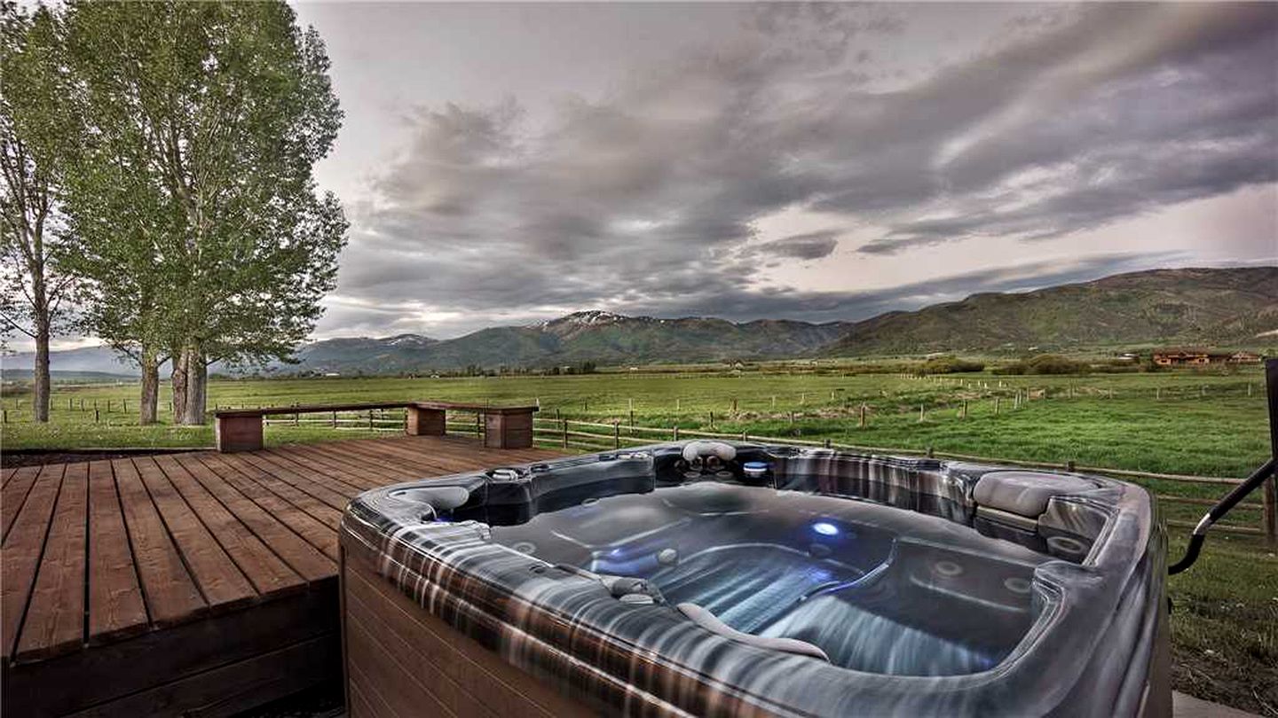 Extraordinary Vacation Rental with a Heated Pool in the Yampa Valley, Colorado