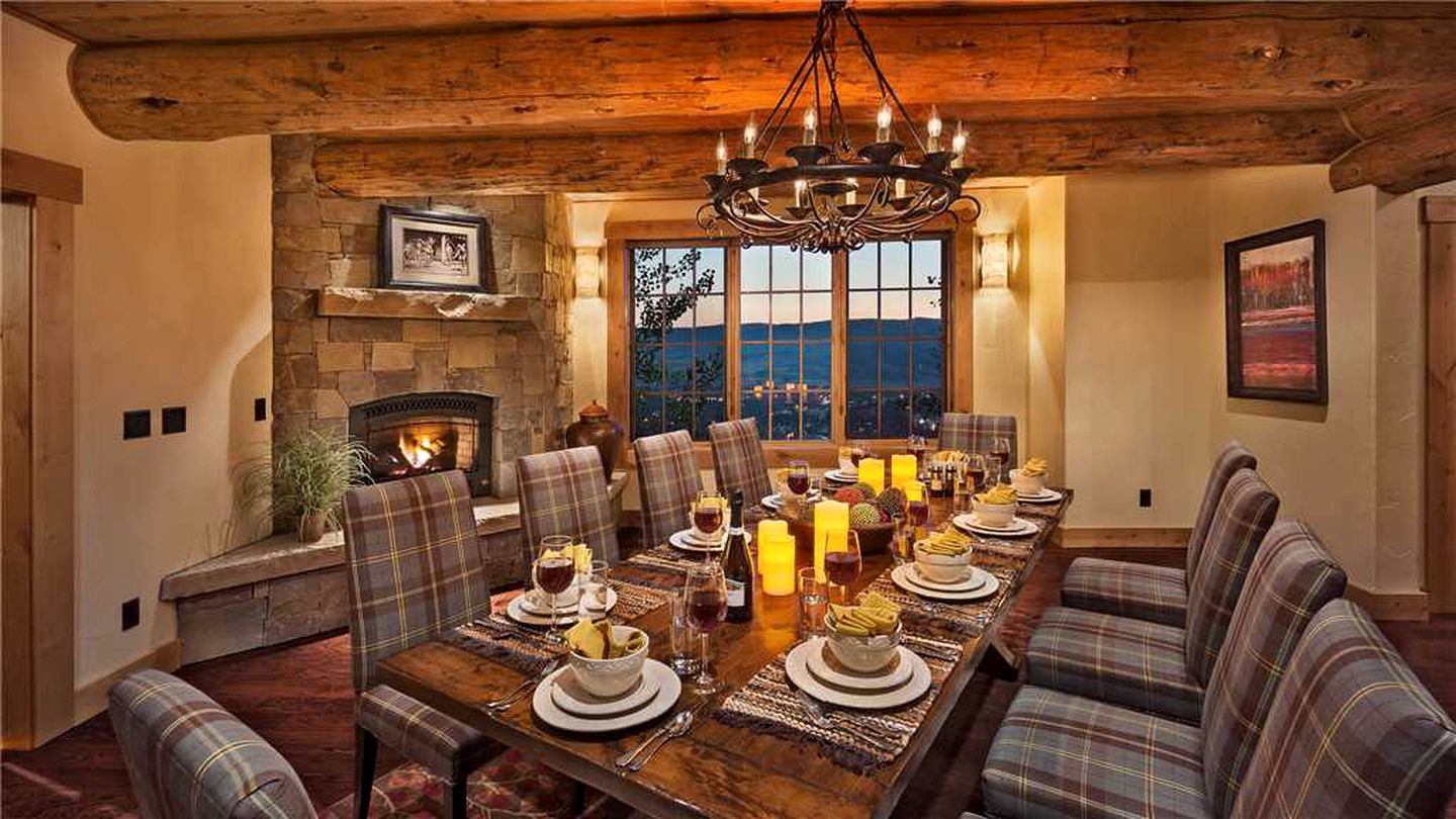 Stately Vacation Rental with Fireplaces and a Hot Tub near Steamboat Resort, Colorado