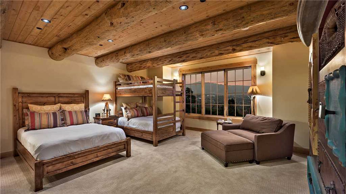 Stately Vacation Rental with Fireplaces and a Hot Tub near Steamboat Resort, Colorado