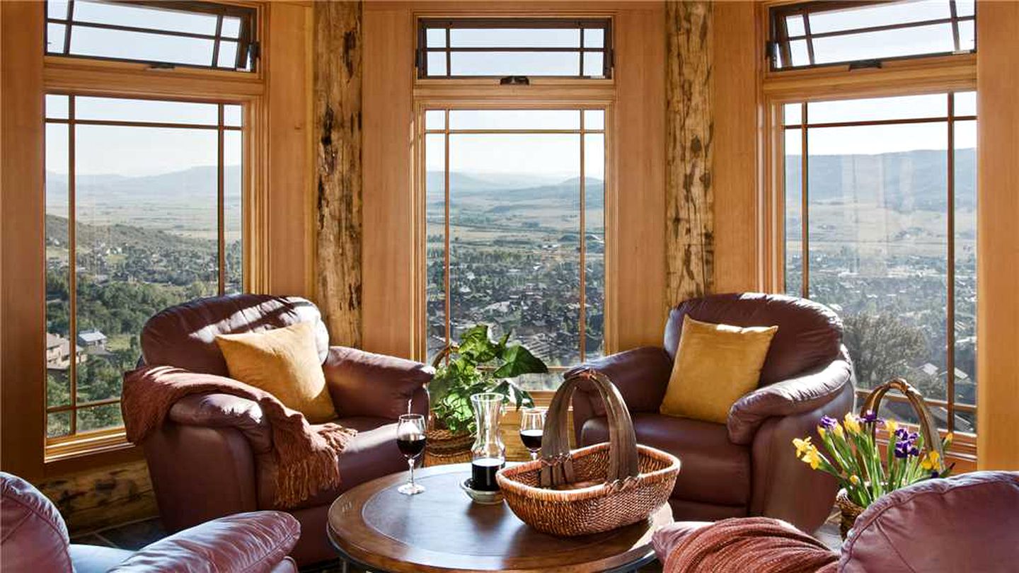 Large Vacation Rental with a Ski Shuttle in Steamboat Springs, Colorado