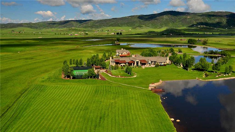 Cabins (Steamboat Springs, Colorado, United States)