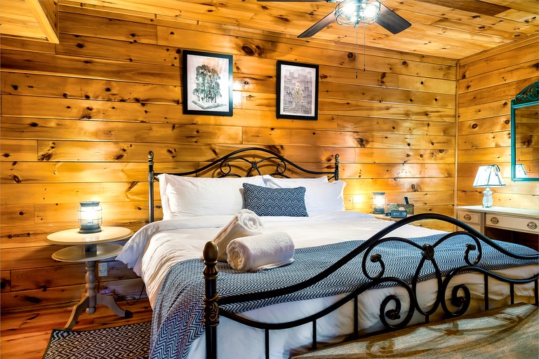 Log Cabins (United States of America, Sevierville, Tennessee)