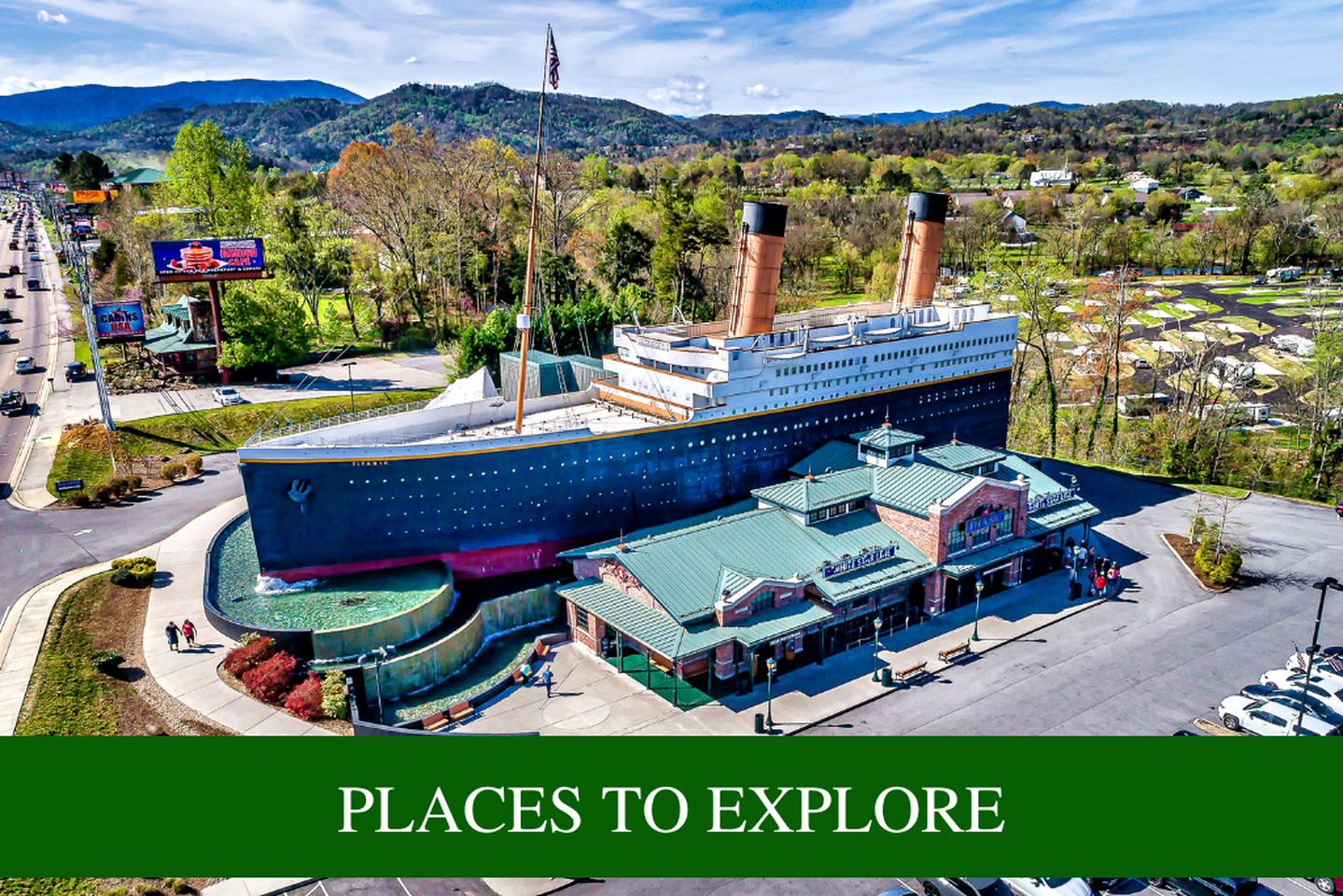 Pet Friendly Log Cabin in the Heart of the Smoky Mountains with Hot Tub and a Pool Table, Sevierville