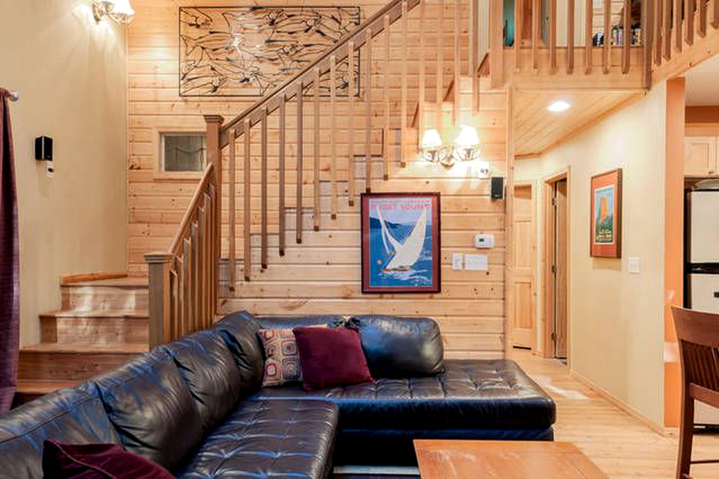 Stunning Luxury Cabin Rental for Seven with Private Hot Tub near Mount Baker