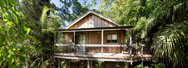 Cabins (Mount Glorious, Queensland, Australia)