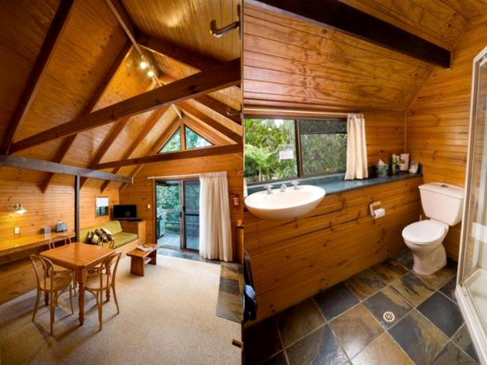 Cabins (Mount Glorious, Queensland, Australia)