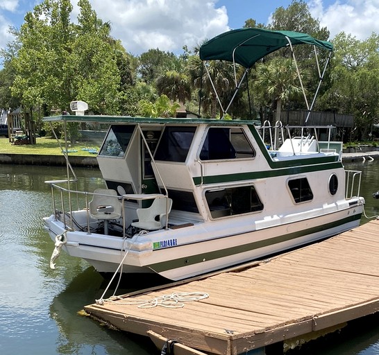 Cottages (United States of America, Weeki Wachee, Florida)