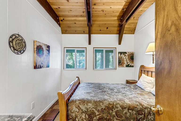 Cabins (United States of America, Bear Valley, California)