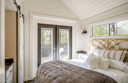 Charming Cabin with Stunning Sights in Monteagle, Tennessee photo 3