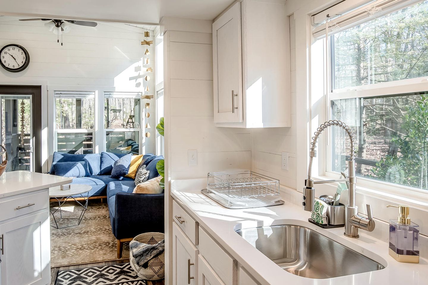 Charming Cabin with Stunning Sights in Monteagle, Tennessee