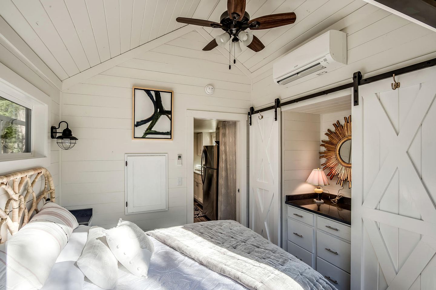 Charming Cabin with Stunning Sights in Monteagle, Tennessee