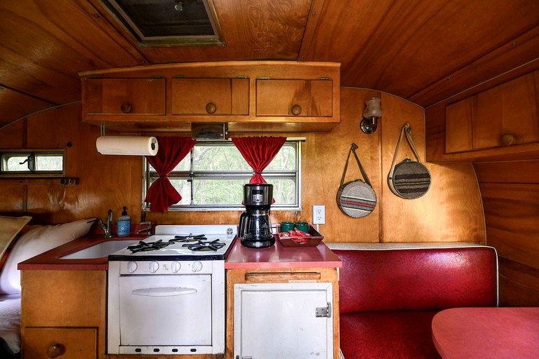 Caravans (United States of America, East Troy, Wisconsin)