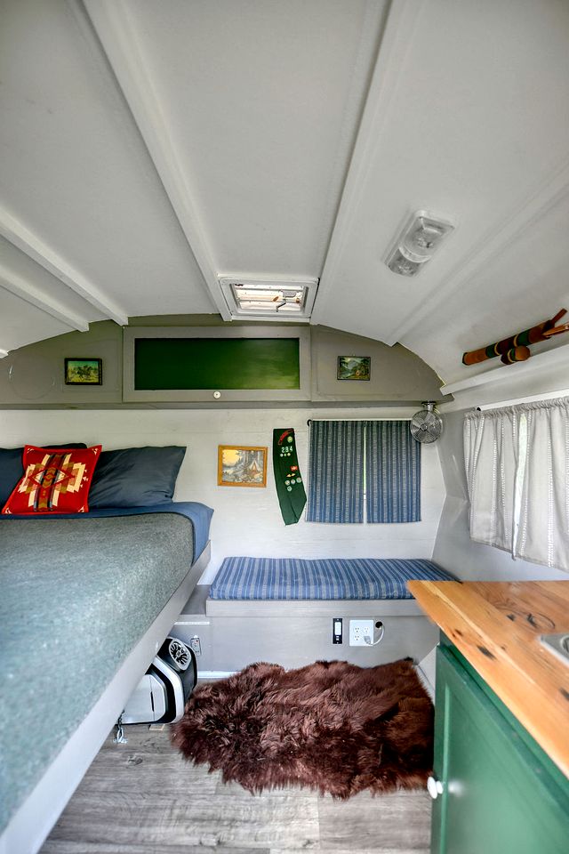 Three Cute Vintage Trailers on a Wonderful Site for a Fantastic Group Escape in Nature in Troy, Wisconsin