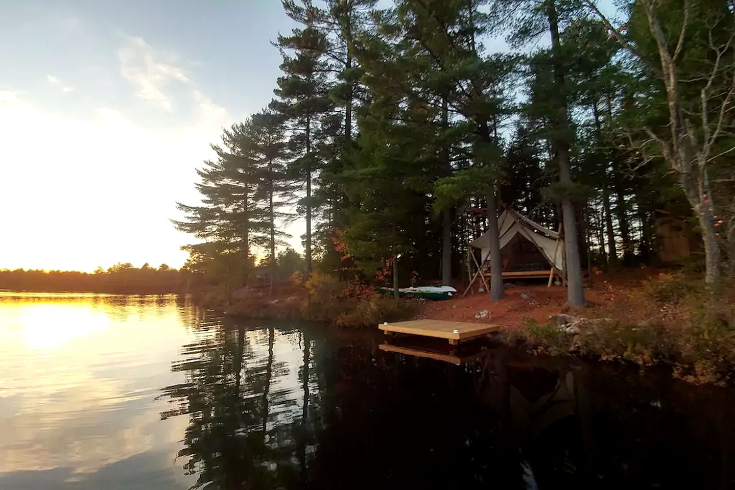 Amazing Lakefront Tent Rentals for a Secluded Glamping Getaway near Algonquin Park, Ontario