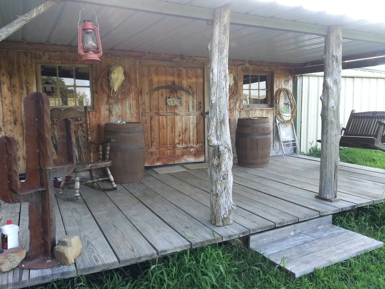 Recreation-Filled Ranch on Lake Fork for a Large Group Lakeside Retreat near Dallas, Texas