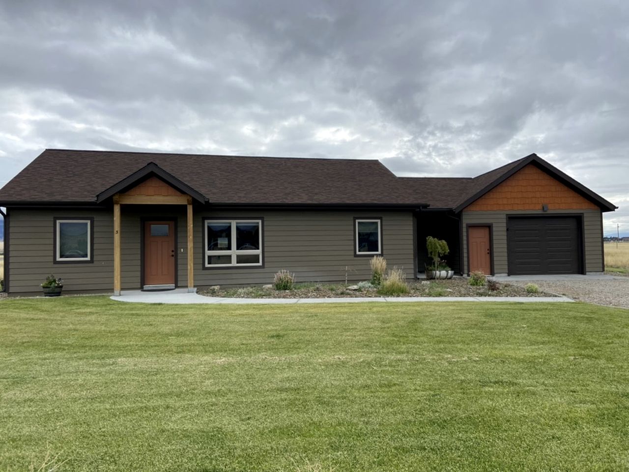 Modern Vacation Home with Madison Range Views near Madison River, Ennis Montana