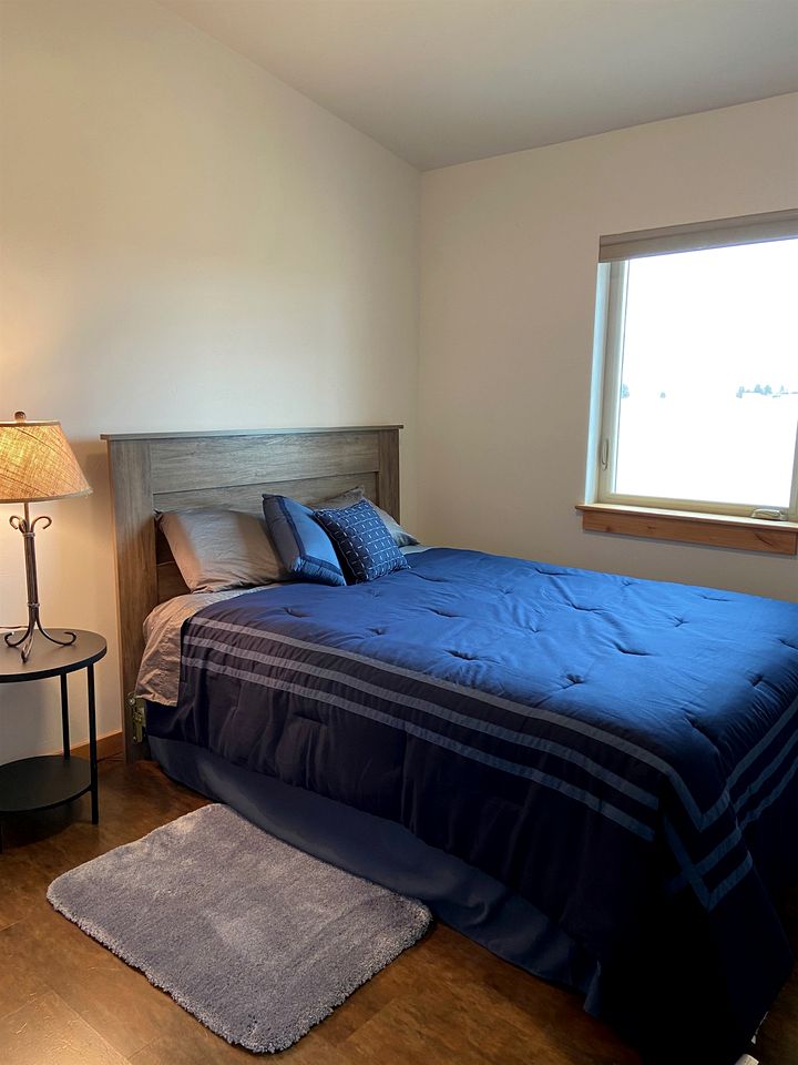 Modern Vacation Home with Madison Range Views near Madison River, Ennis Montana