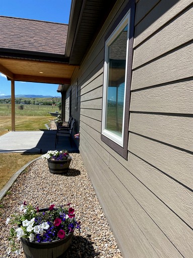 Vacation Rentals (United States of America, Ennis, Montana)