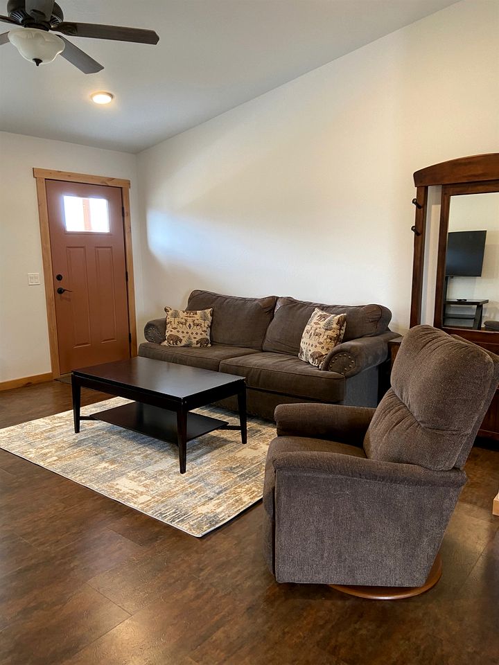 Modern Vacation Home with Madison Range Views near Madison River, Ennis Montana