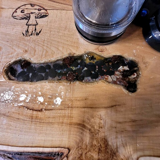 Cabins (Canada, qathet Regional District, British Columbia)