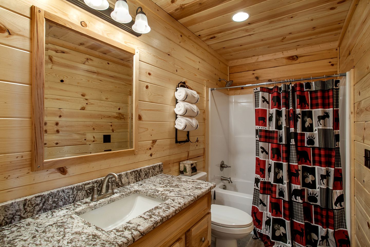 Spacious Tennessee Glamping Cabins for Unforgettable Escapes in Gatlinburg