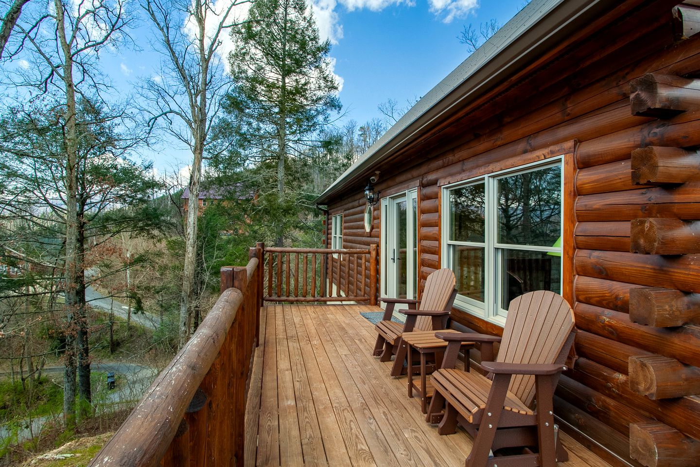Spacious Tennessee Glamping Cabins for Unforgettable Escapes in Gatlinburg