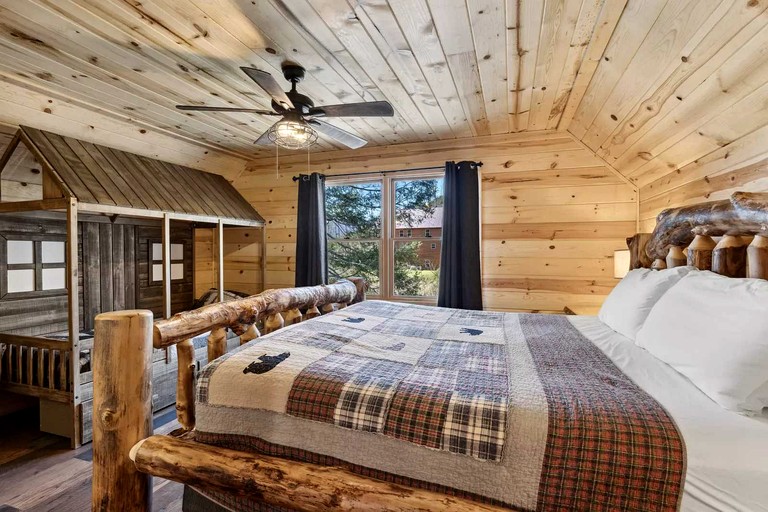 Cabins (United States of America, Gatlinburg, Tennessee)