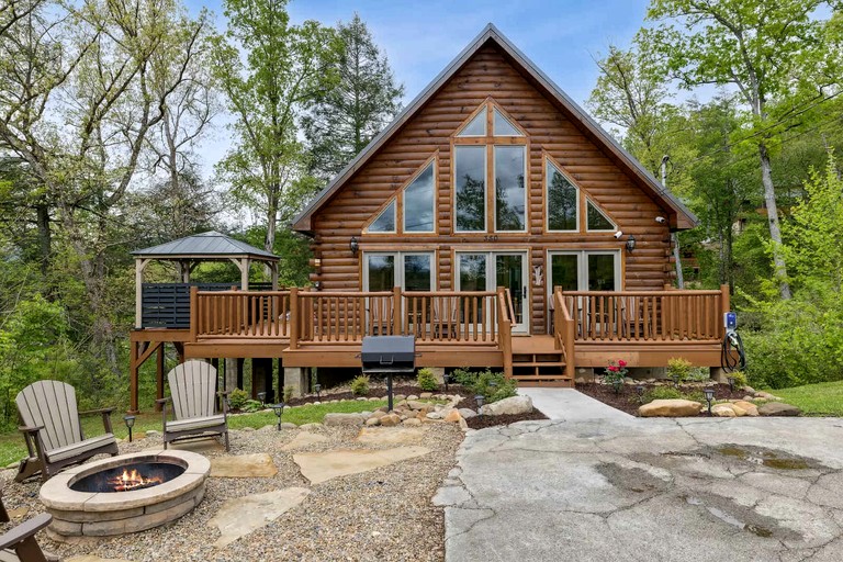 Cabins (United States of America, Gatlinburg, Tennessee)