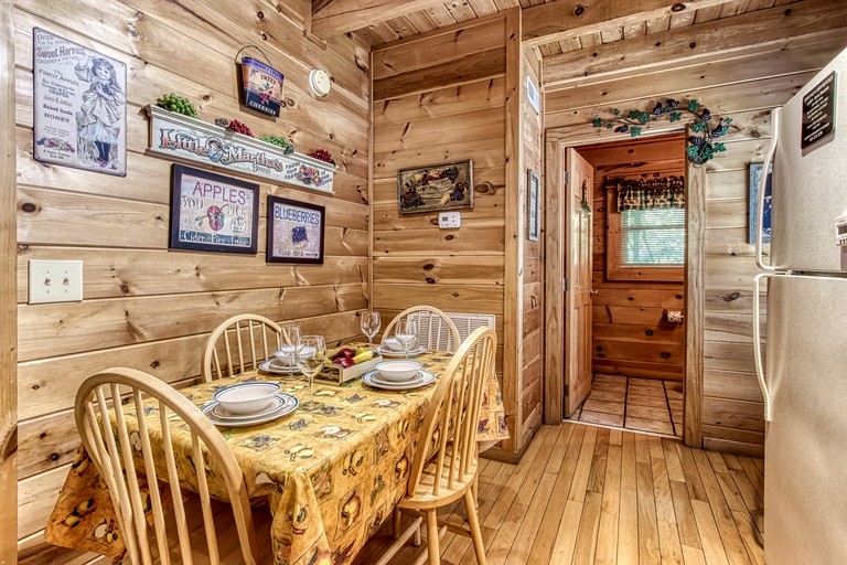 Log Cabins (United States of America, Pigeon Forge, Tennessee)