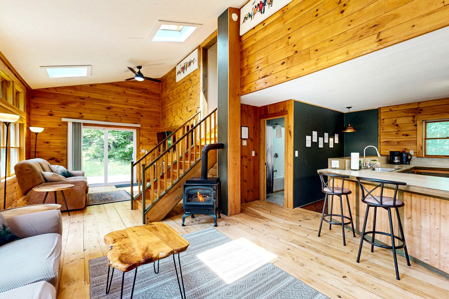 Spellbinding Secluded Cabin Oasis Near Moosehead Lake, Maine