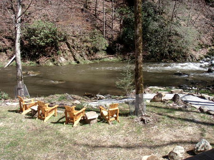 Cabins (Nantahala Township, North Carolina, United States) | Luxury rivercabin